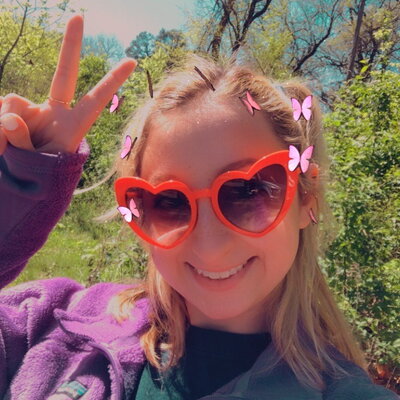 Dana Meyerson selfie