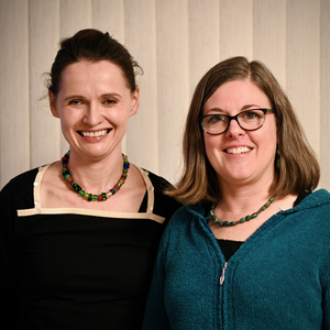 Photograph of Catharine Fairbairn (left) and Kara Federmeier (right)